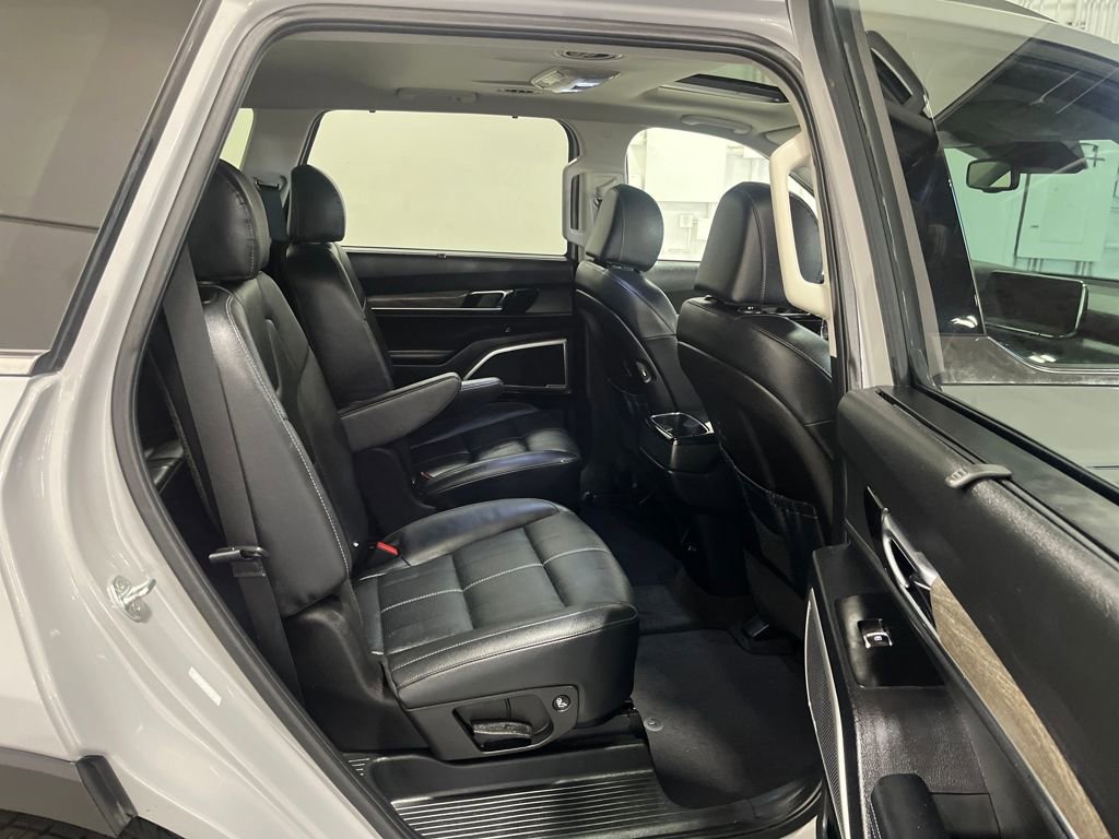 Used 2022 Kia Telluride EX w/ EX Premium Package image 29
