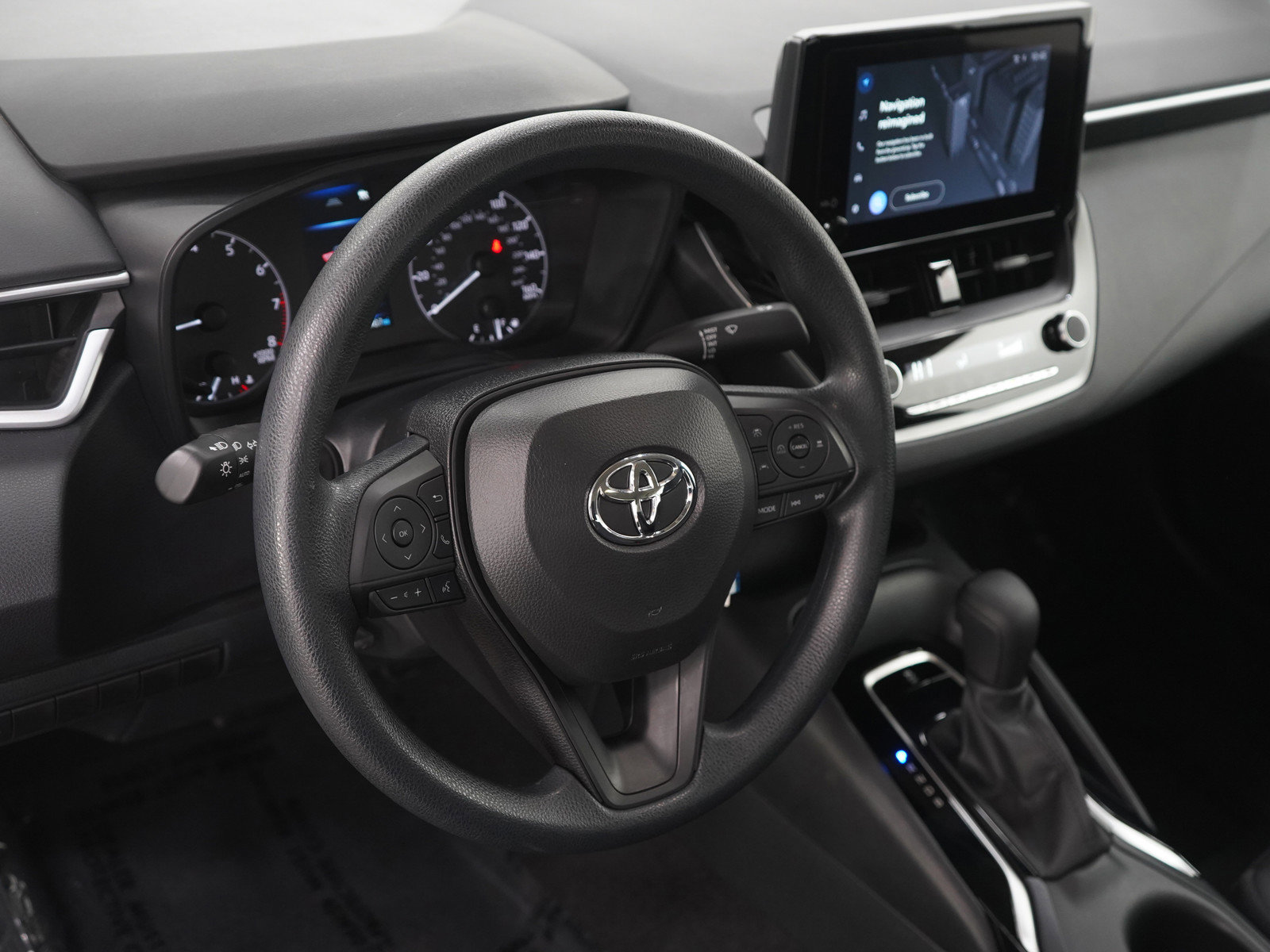 Used 2024 Toyota Corolla LE image 19