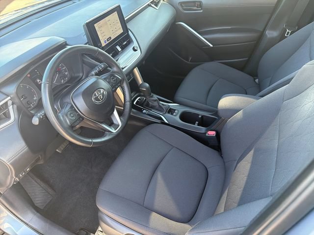 Used 2024 Toyota Corolla Cross LE FWD image 11
