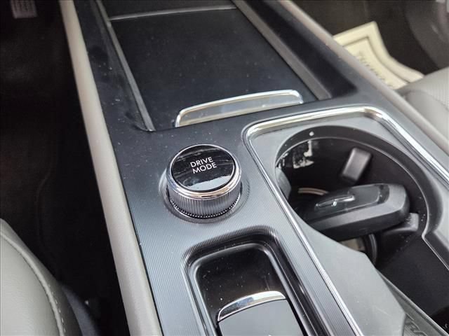 New 2024 Lincoln Corsair FWD w/ Equipment Group 102A image 23
