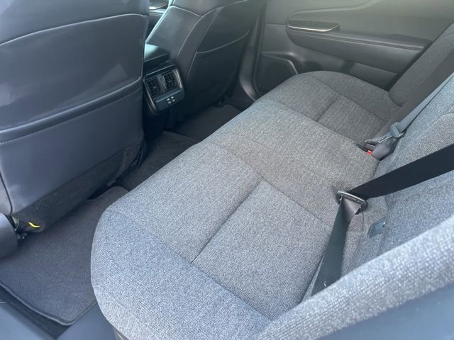 Used 2023 Toyota Crown XLE image 30