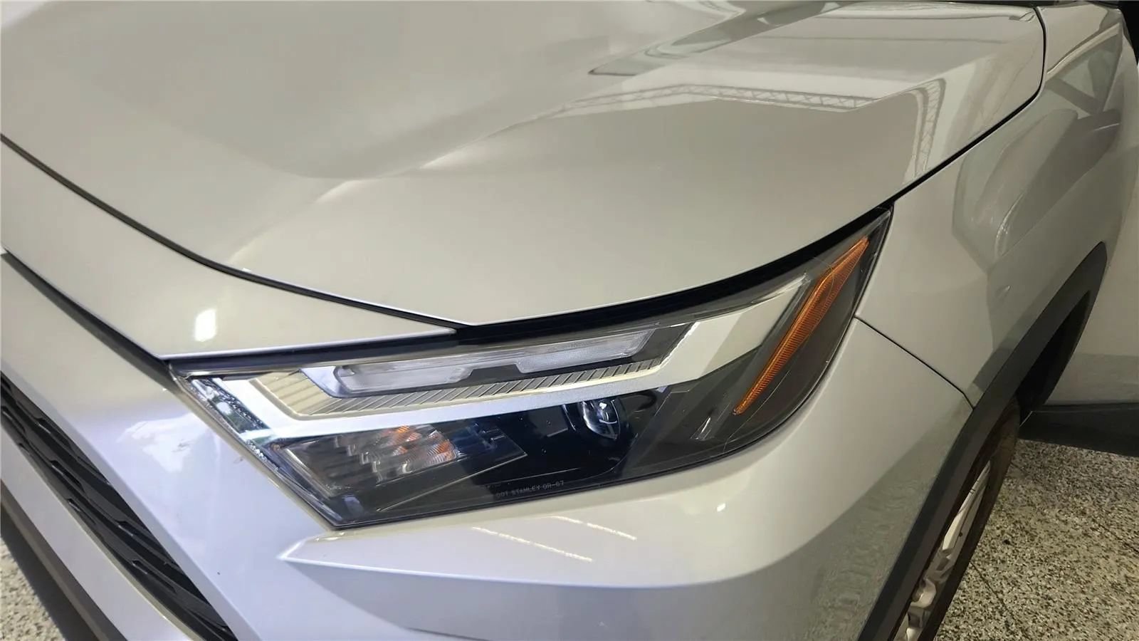 Used 2024 Toyota RAV4 XLE FWD image 14