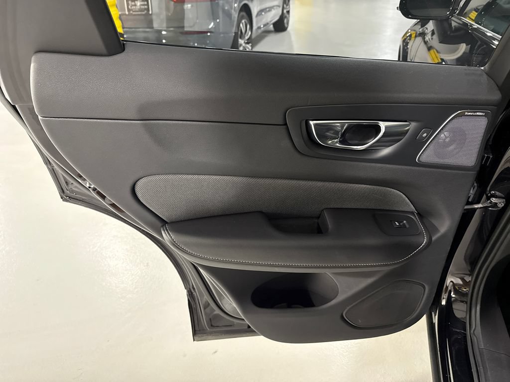 Certified 2023 Volvo XC60 T8 Polestar AWD/4WD image 21