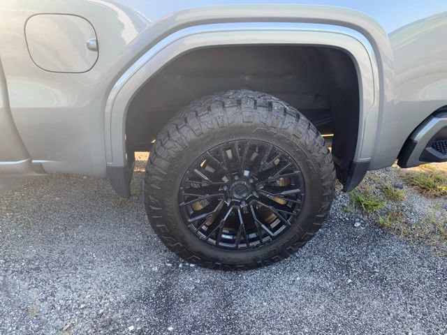 Used 2024 GMC Sierra 1500 AT4 w/ Technology Package AWD/4WD image 38