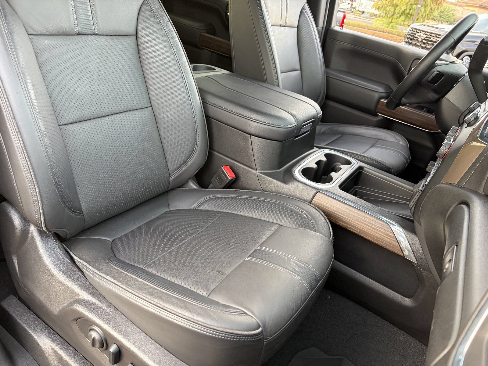 Certified 2023 Chevrolet Silverado 2500 High Country w/ Z71 Off-Road Package AWD/4WD image 11