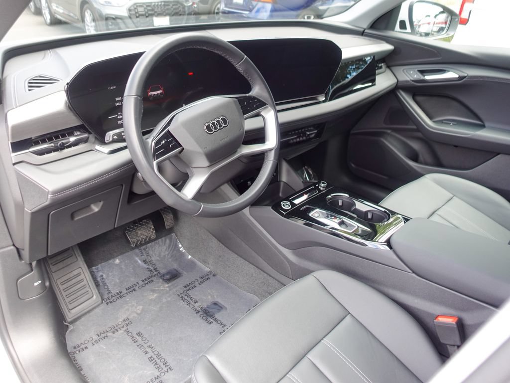 Used 2025 Audi Q6 e-tron Premium AWD/4WD image 9