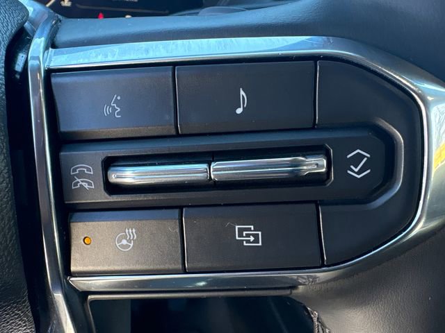 Used 2025 GMC Yukon Denali image 30