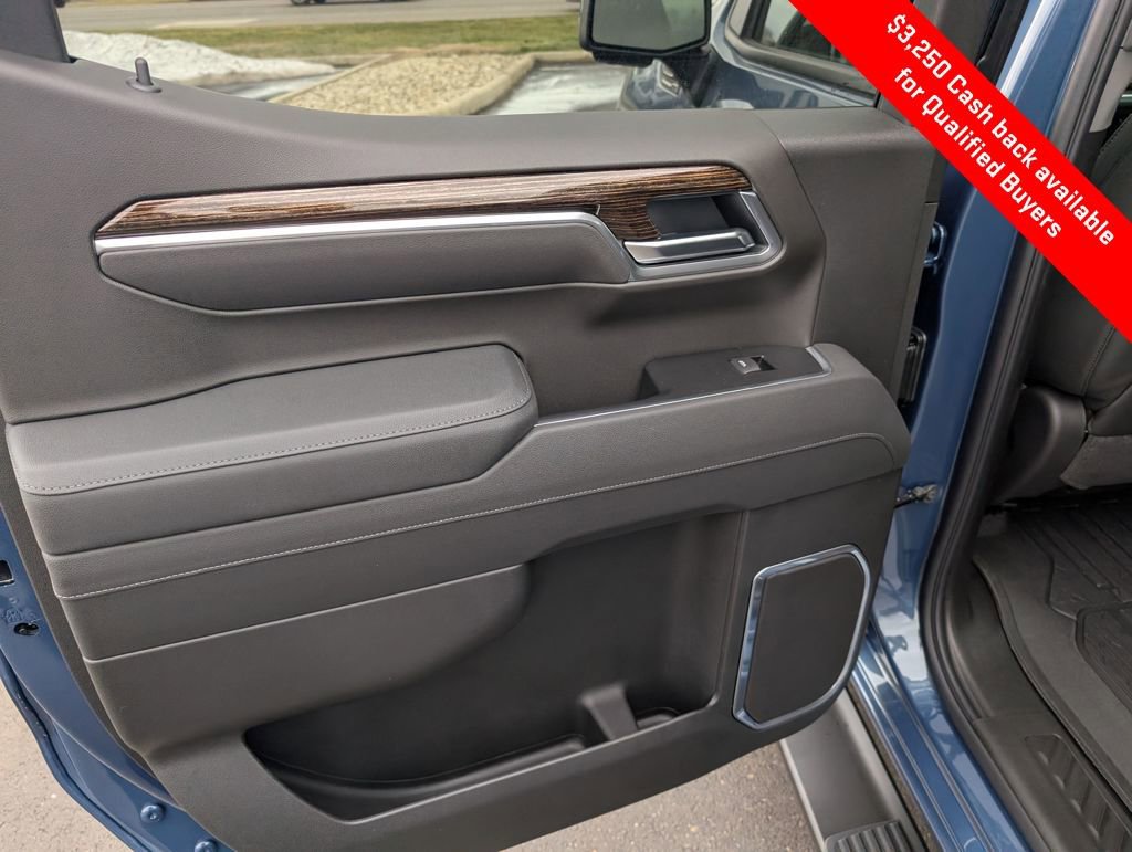 New 2026 GMC Sierra 1500 Elevation image 11