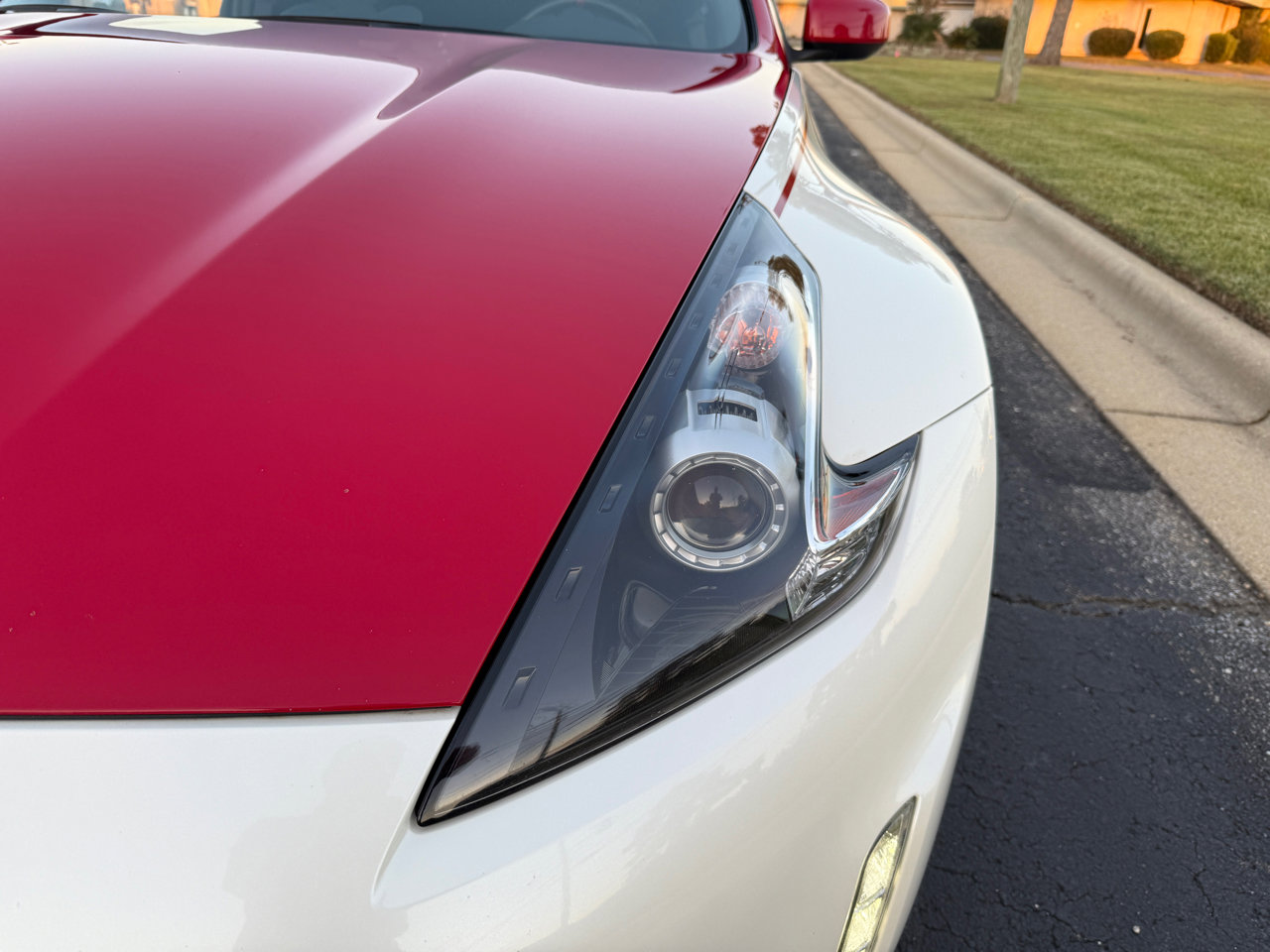 Used 2020 Nissan 370Z Coupe image 21