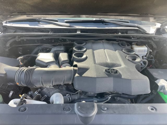 Used 2013 Toyota 4Runner Limited AWD/4WD image 32