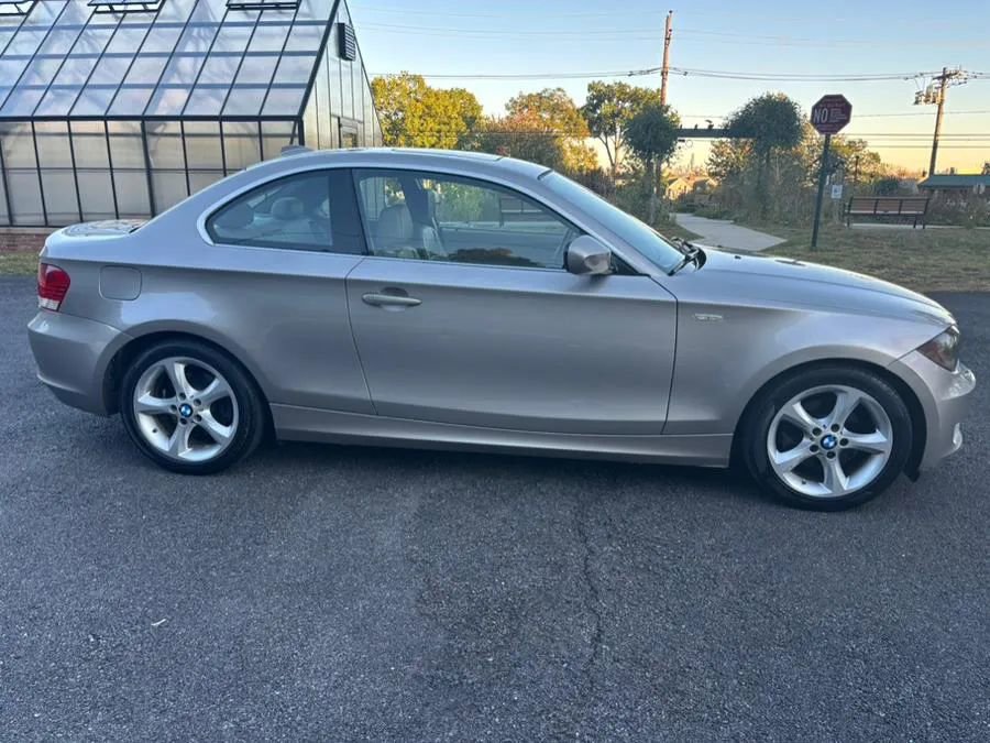 Used 2010 BMW 128i Coupe image 11