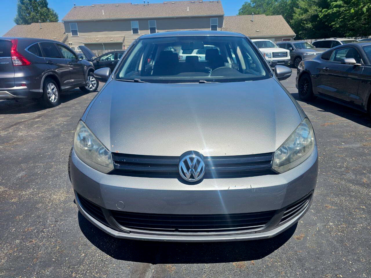 Used 2012 Volkswagen Golf 4-Door FWD image 3