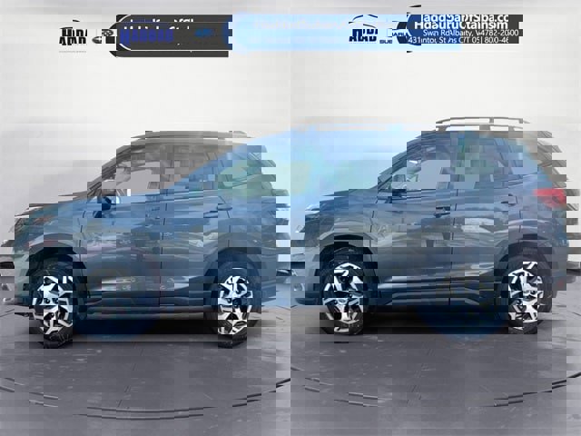 Used 2023 Subaru Forester Premium image 2