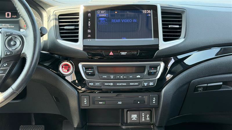 Used 2017 Honda Pilot Touring image 28