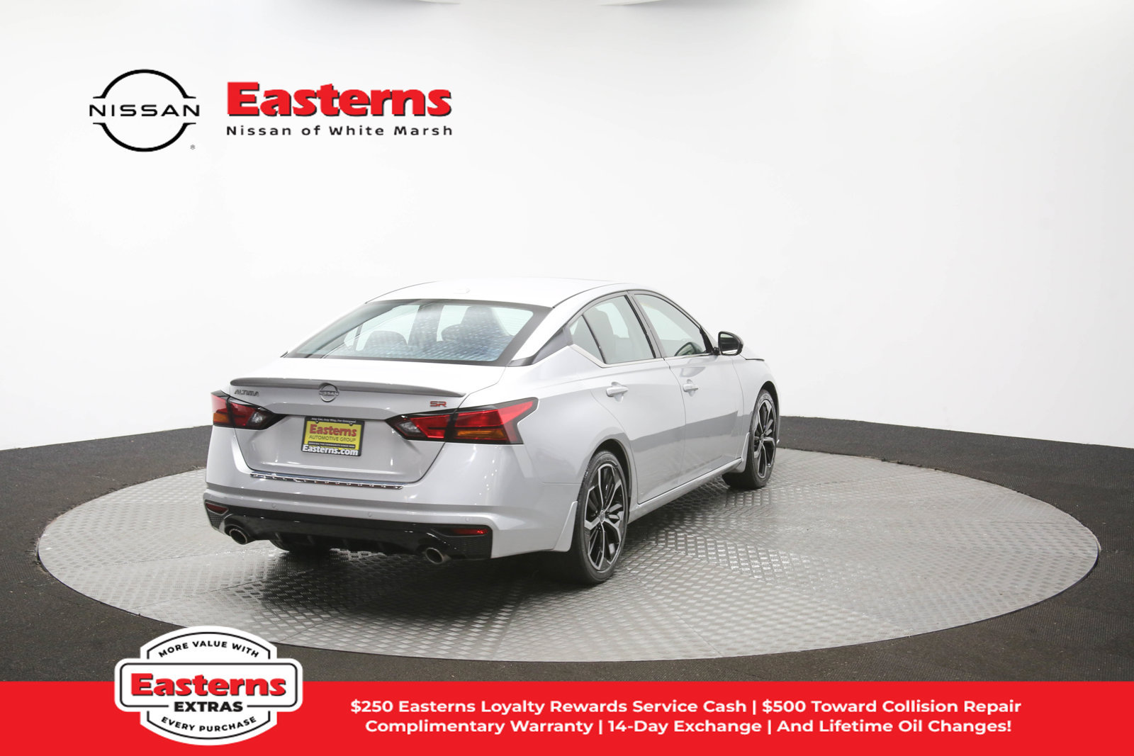 Used 2023 Nissan Altima 2.5 SR w/ SR Premium Package FWD image 38
