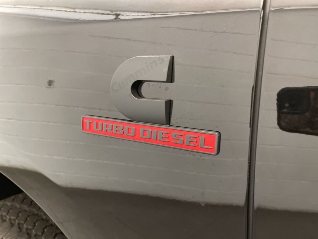 New 2026 RAM 2500 Laramie AWD/4WD image 13