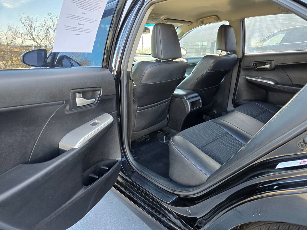 Used 2013 Toyota Camry SE image 21