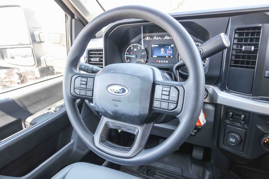 New 2024 Ford F450 XL w/ XL Chrome Package RWD image 18