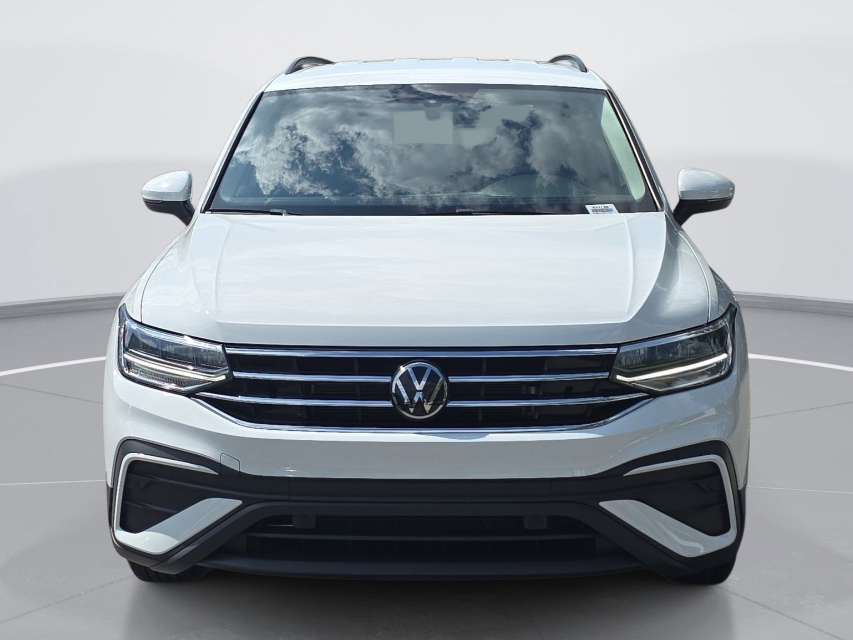 Used 2023 Volkswagen Tiguan S FWD image 8