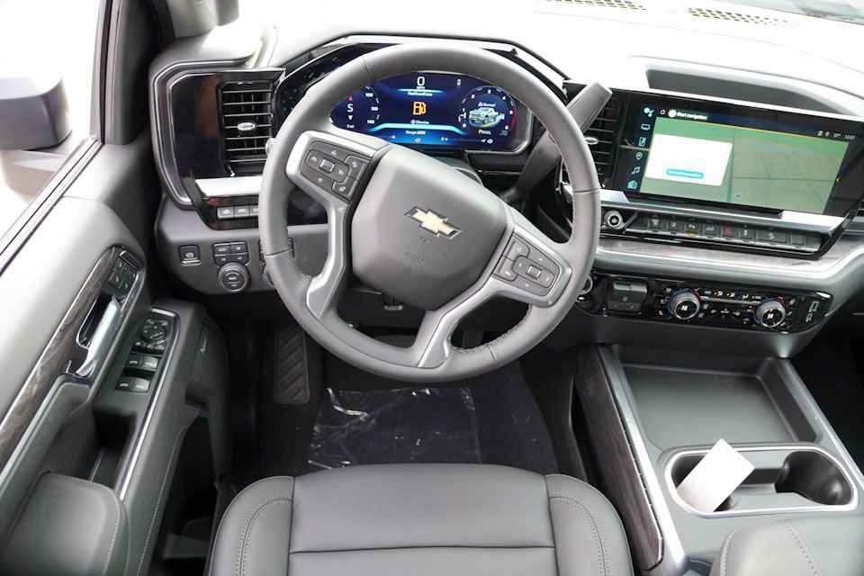 New 2026 Chevrolet Silverado 3500 LTZ w/ LTZ Premium Package image 13