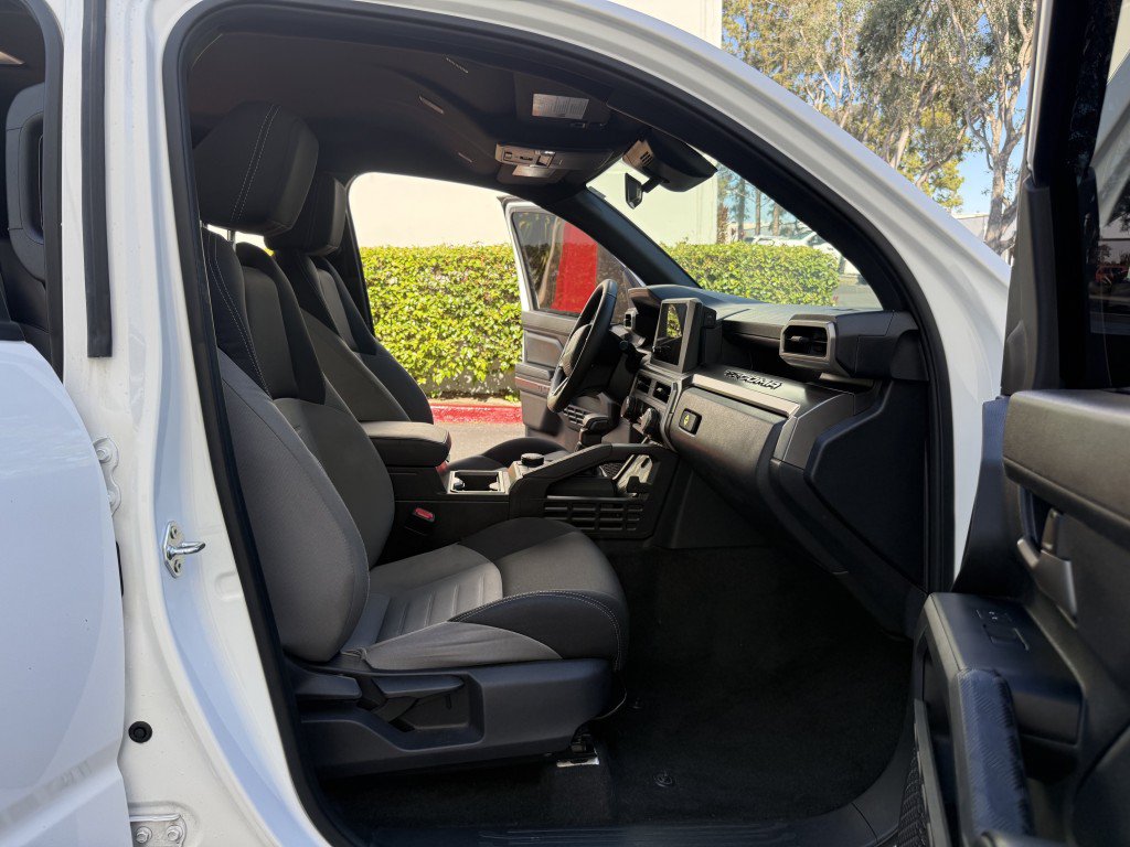 Used 2025 Toyota Tacoma TRD Sport RWD image 11