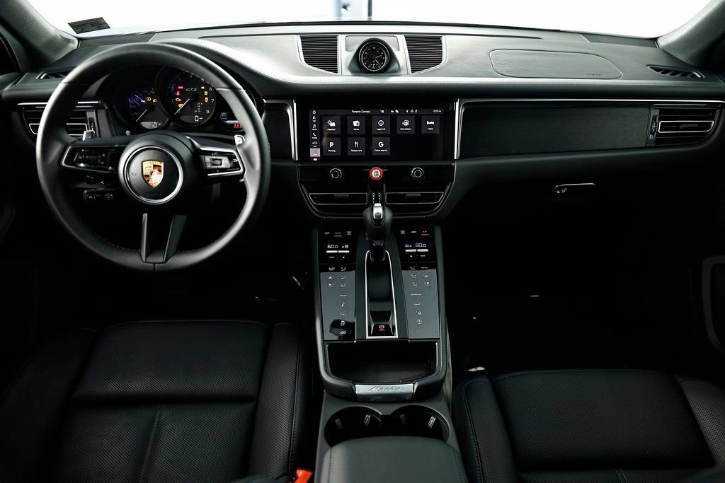 New 2026 Porsche Macan GTS AWD/4WD image 30