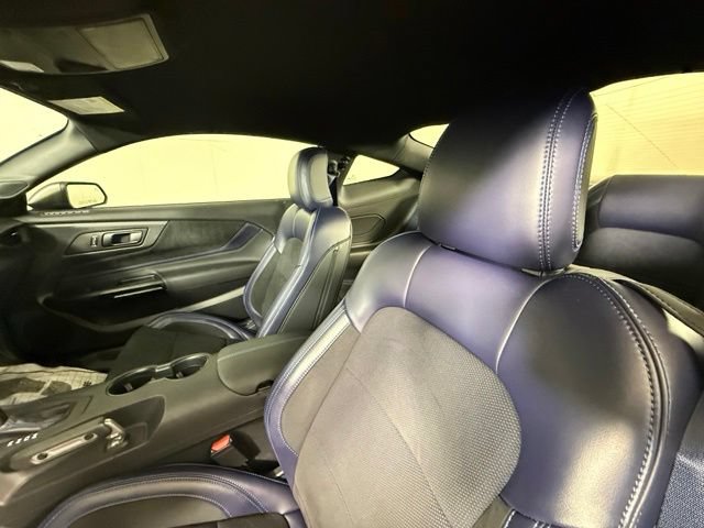 Used 2025 Ford Mustang Dark Horse RWD image 5
