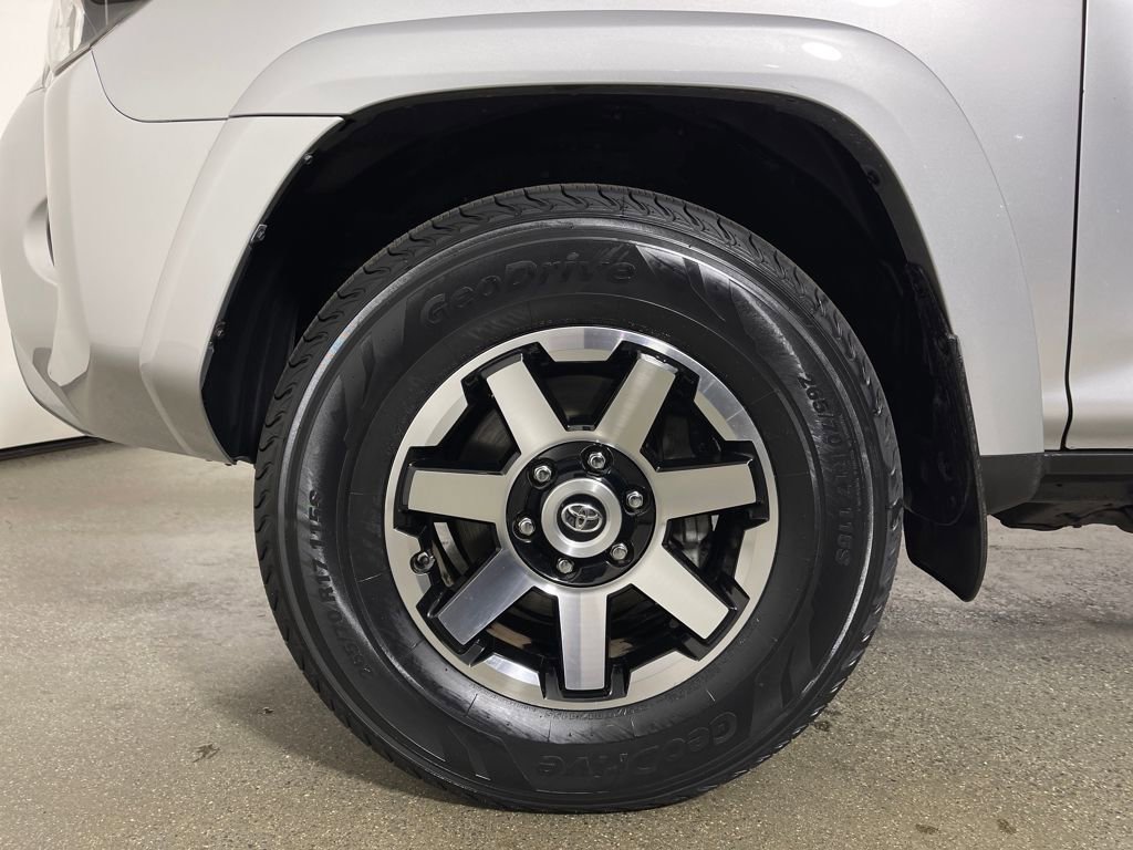 Certified 2018 Toyota 4Runner 4WD image 11