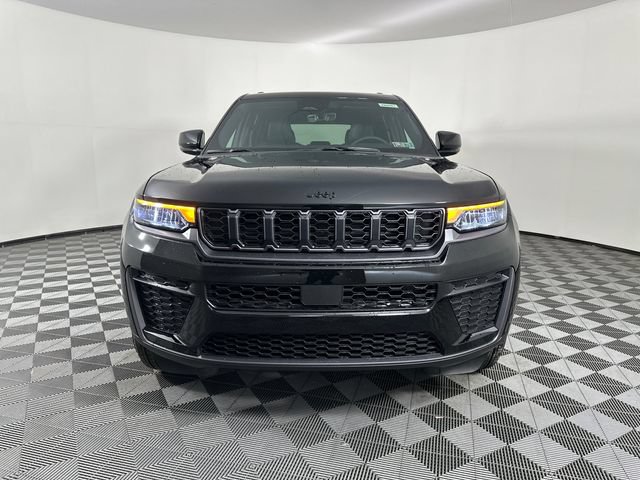 New 2026 Jeep Grand Cherokee Altitude AWD/4WD image 10