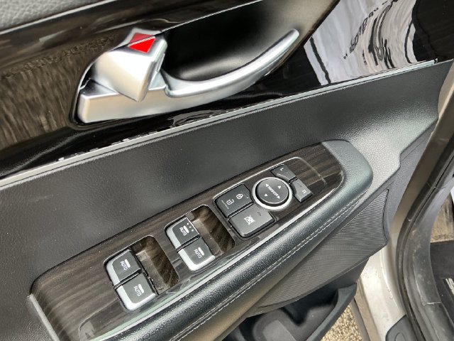 Used 2019 Kia Sorento AWD V6 w/ Option Group 020 image 10