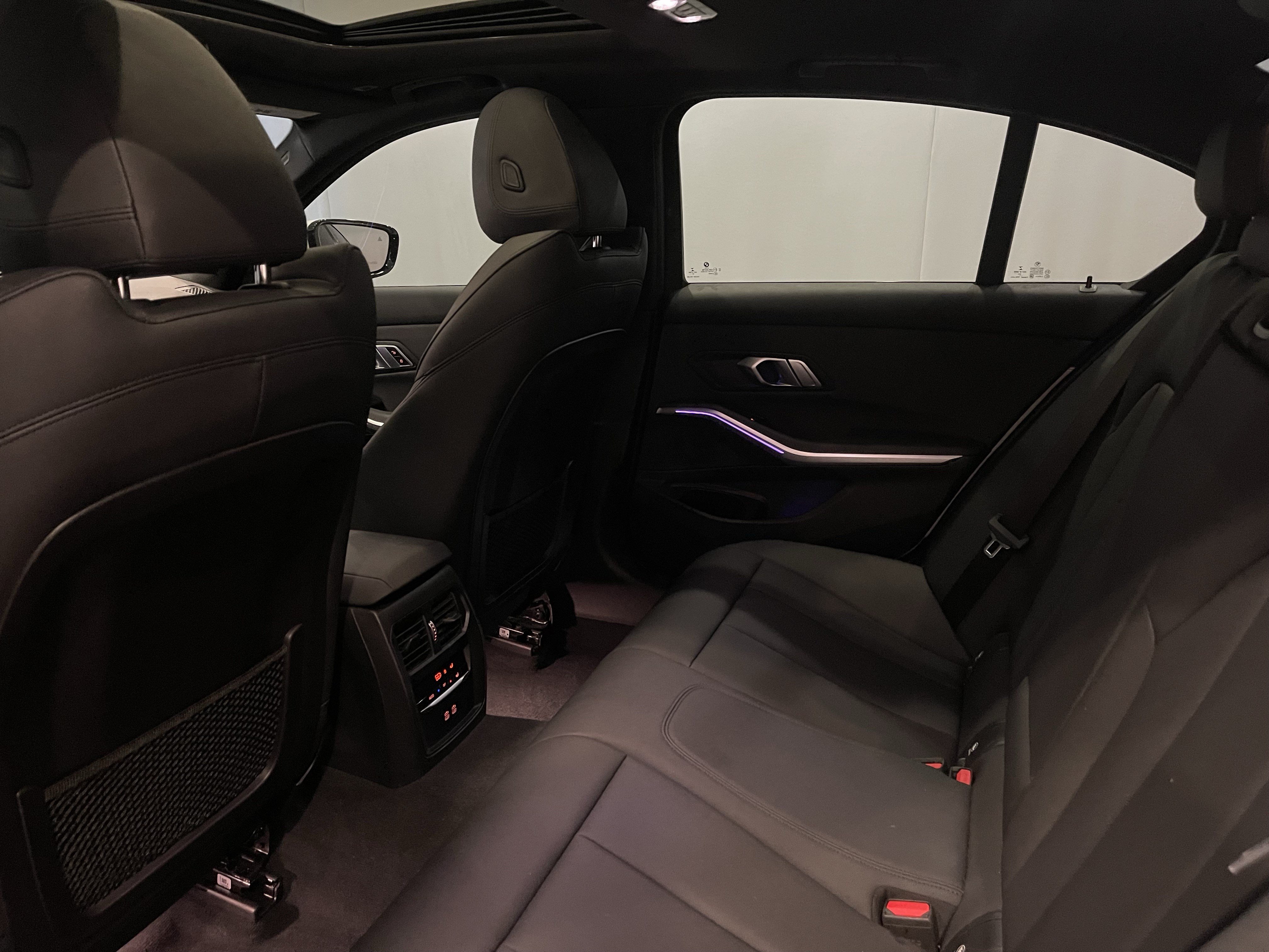 Used 2021 BMW 330i xDrive Sedan w/ Convenience Package AWD/4WD image 23