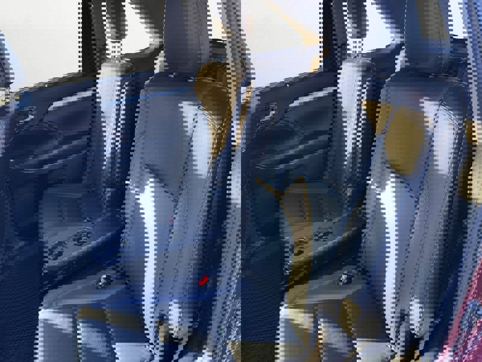 Used 2019 Toyota Highlander XLE image 16