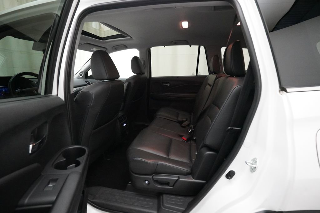 Used 2022 Honda Pilot Special Edition image 16
