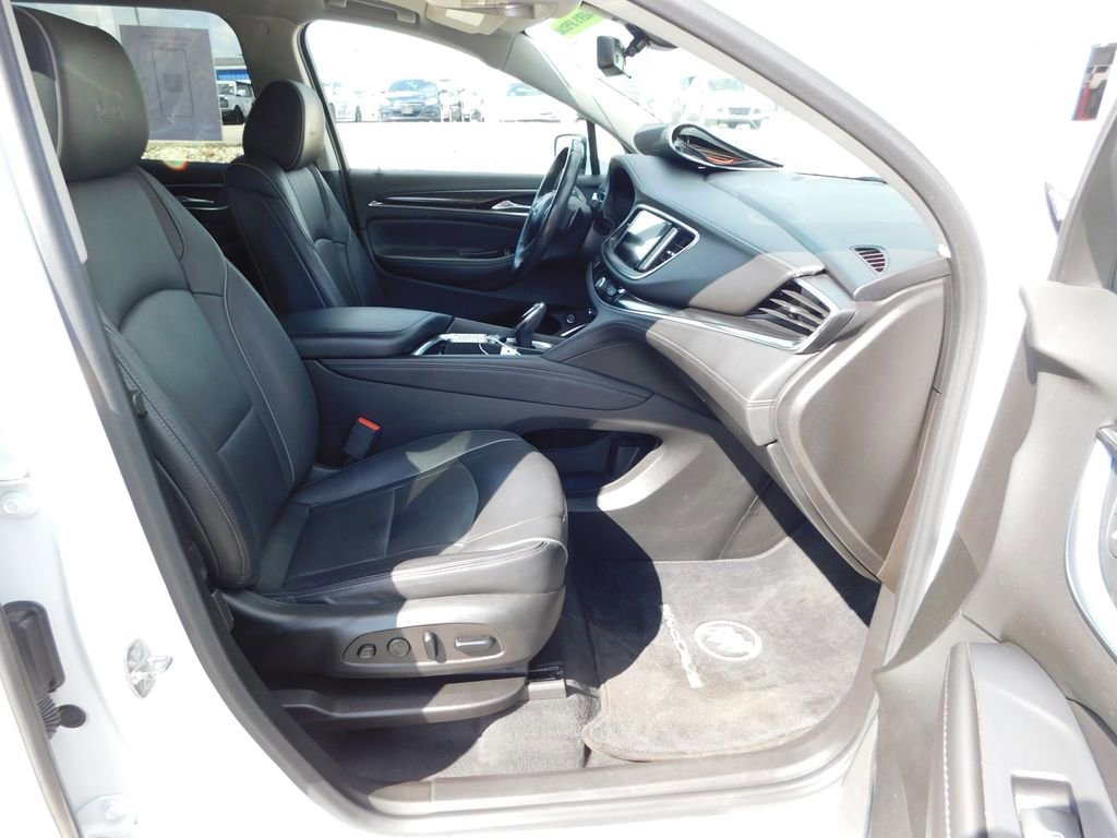 Used 2021 Buick Enclave Avenir w/ LPO, Hit The Road Package image 19