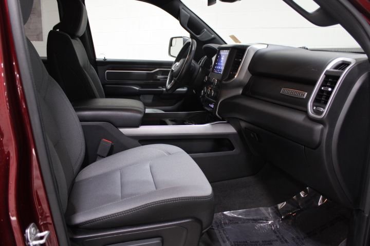 Used 2021 RAM 1500 Big Horn image 26