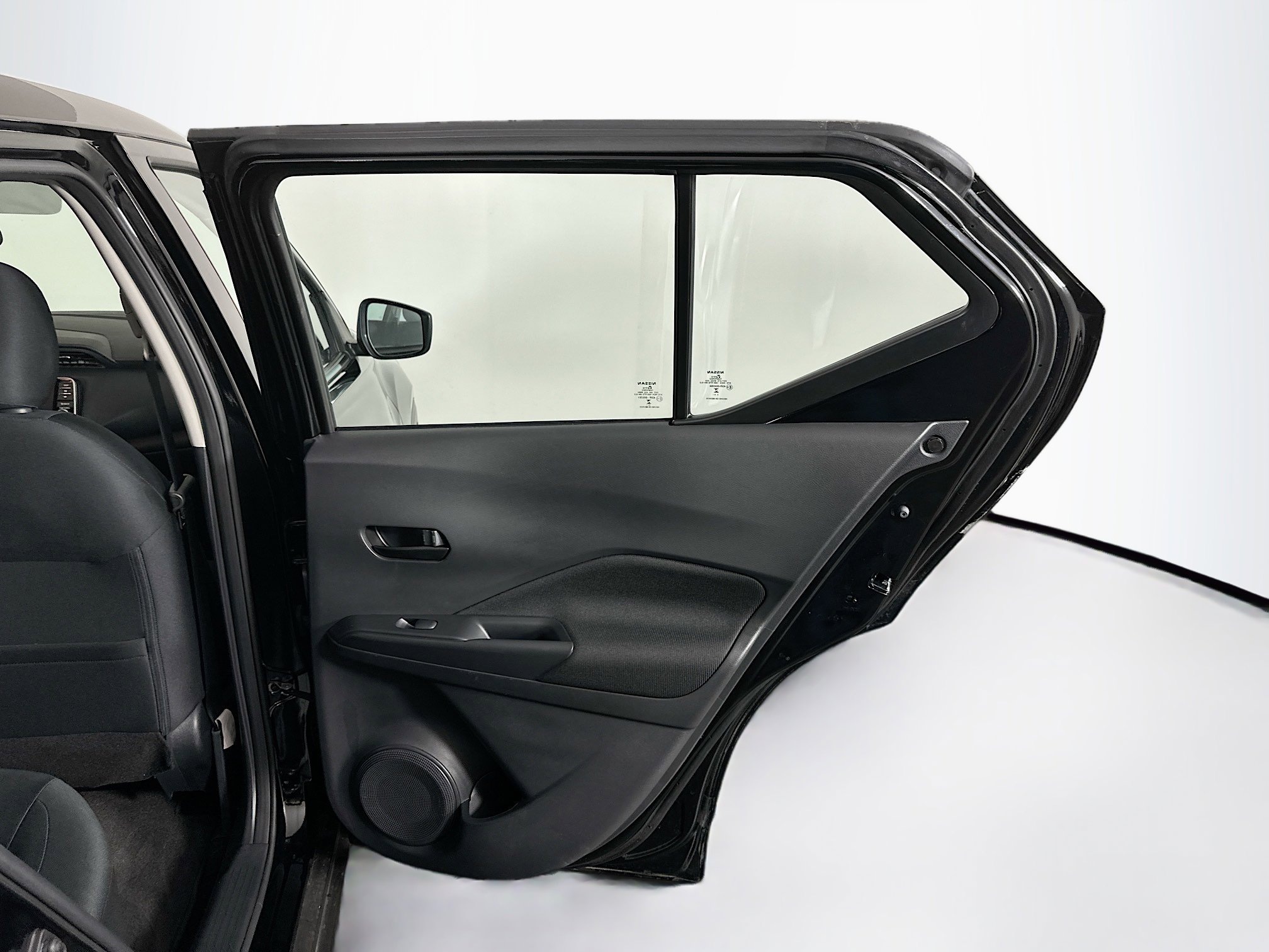 Used 2024 Nissan Kicks S image 27