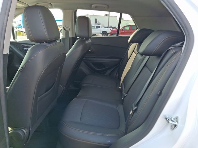 Certified 2022 Chevrolet Trax LT w/ LT Convenience Package image 10