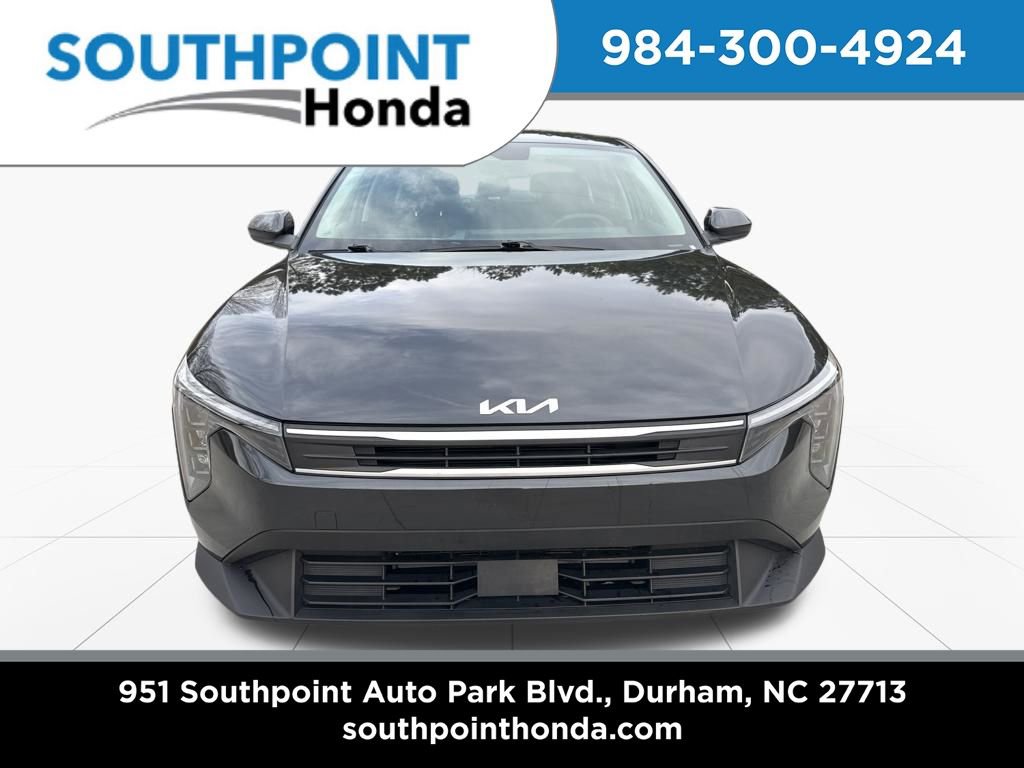 Used 2025 Kia K4 LXS image 2