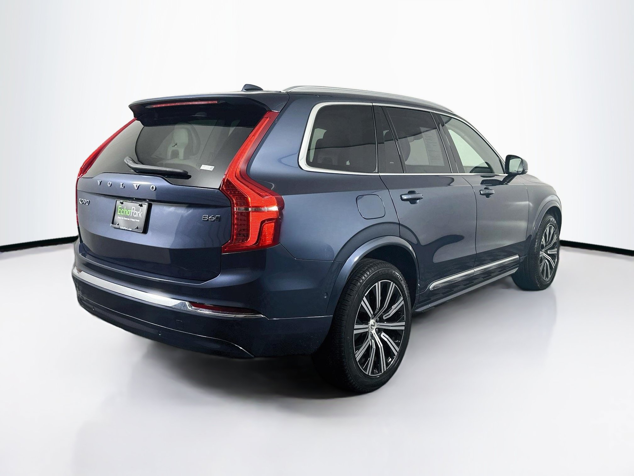 Used 2023 Volvo XC90 B6 Plus AWD/4WD image 9