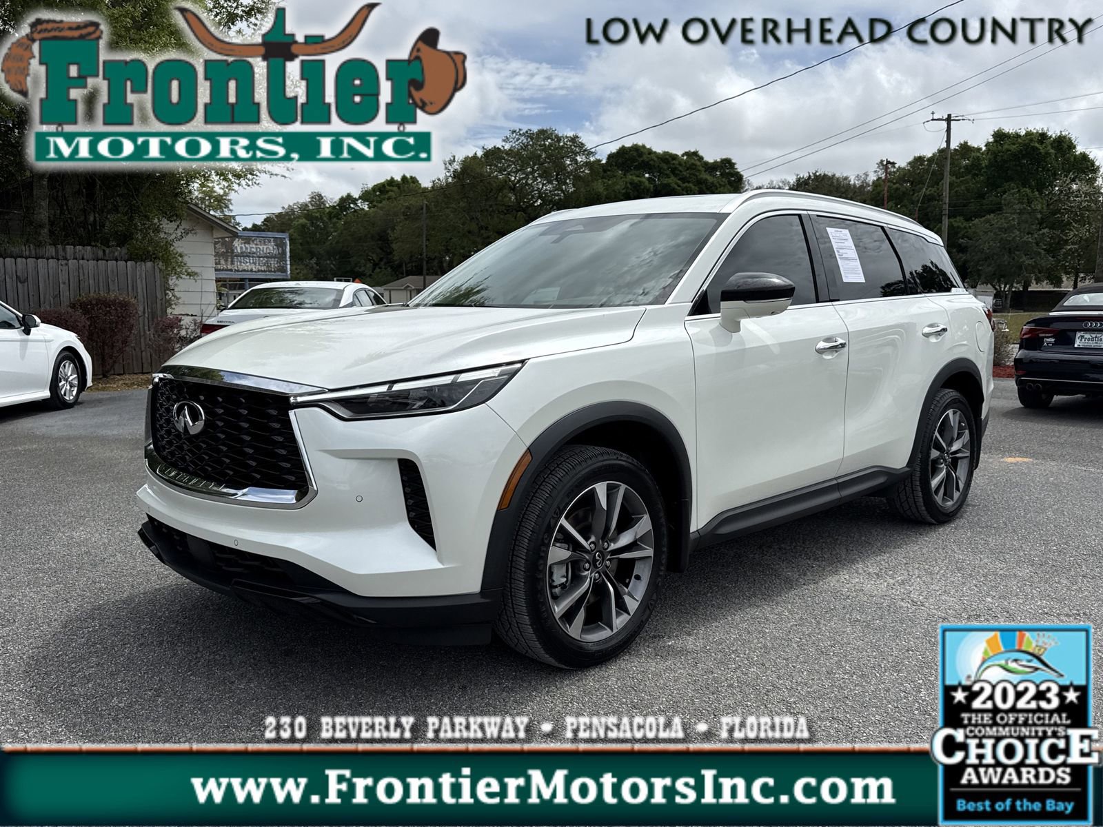 Used 2023 INFINITI QX60 Luxe w/ Cargo Package FWD image 1