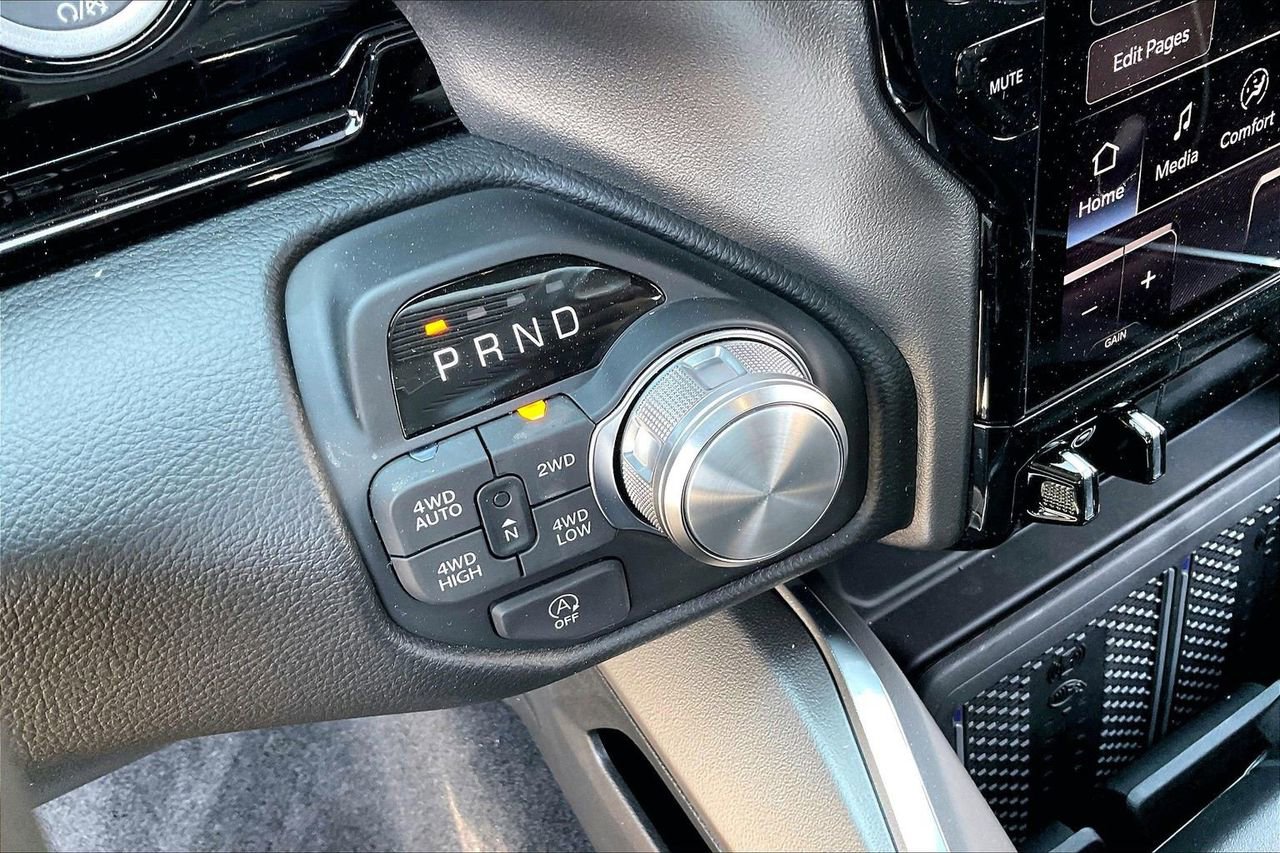 New 2026 RAM 1500 Laramie w/ Night Edition AWD/4WD image 31