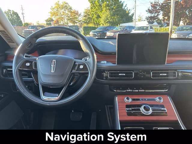 Used 2024 Lincoln Aviator Reserve w/ Equipment Group 201A AWD/4WD image 16