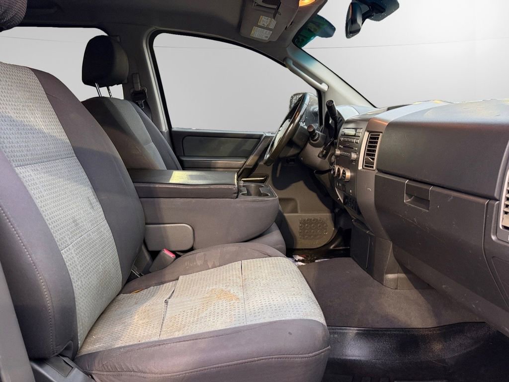 Used 2006 Nissan Titan SE AWD/4WD image 13