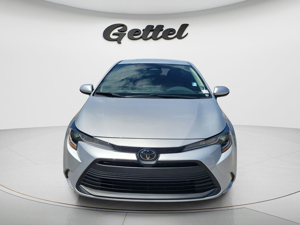 Certified 2024 Toyota Corolla LE FWD image 2