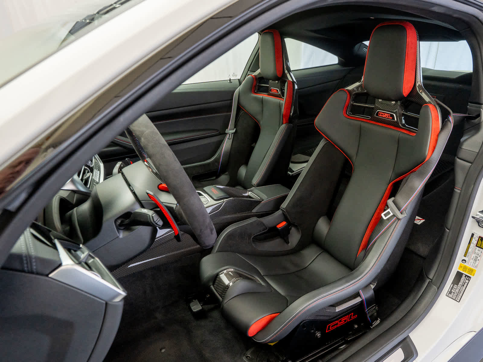 Used 2023 BMW M4 CSL image 15