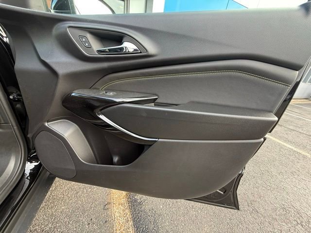 New 2026 Chevrolet Trax LT w/ Sunroof Package FWD image 19