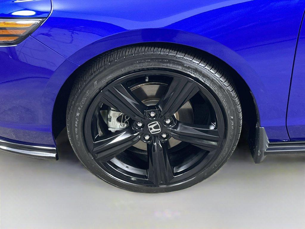 Used 2025 Honda Accord Sport image 8