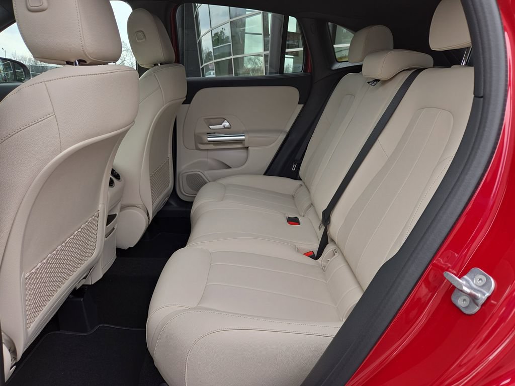 New 2026 Mercedes-Benz GLA 250 4MATIC image 14