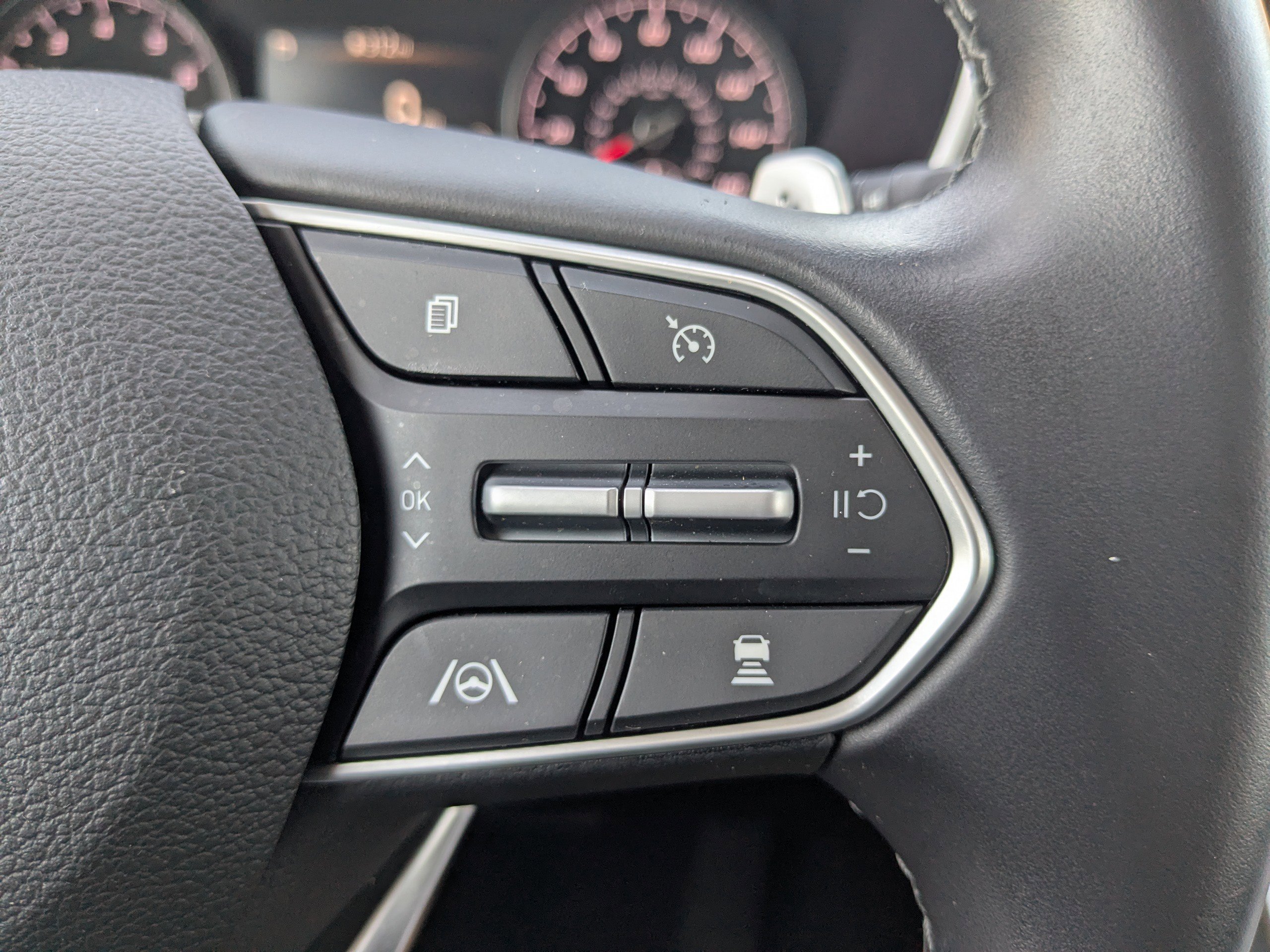 Used 2023 Hyundai Santa Fe SEL image 31