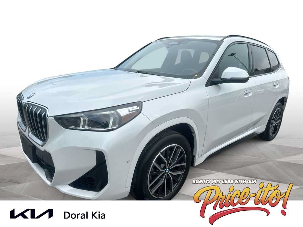 Used 2025 BMW X1 xDrive28i AWD/4WD image 1